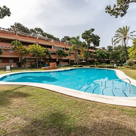 Pino Golf Garden Elviria Apartment